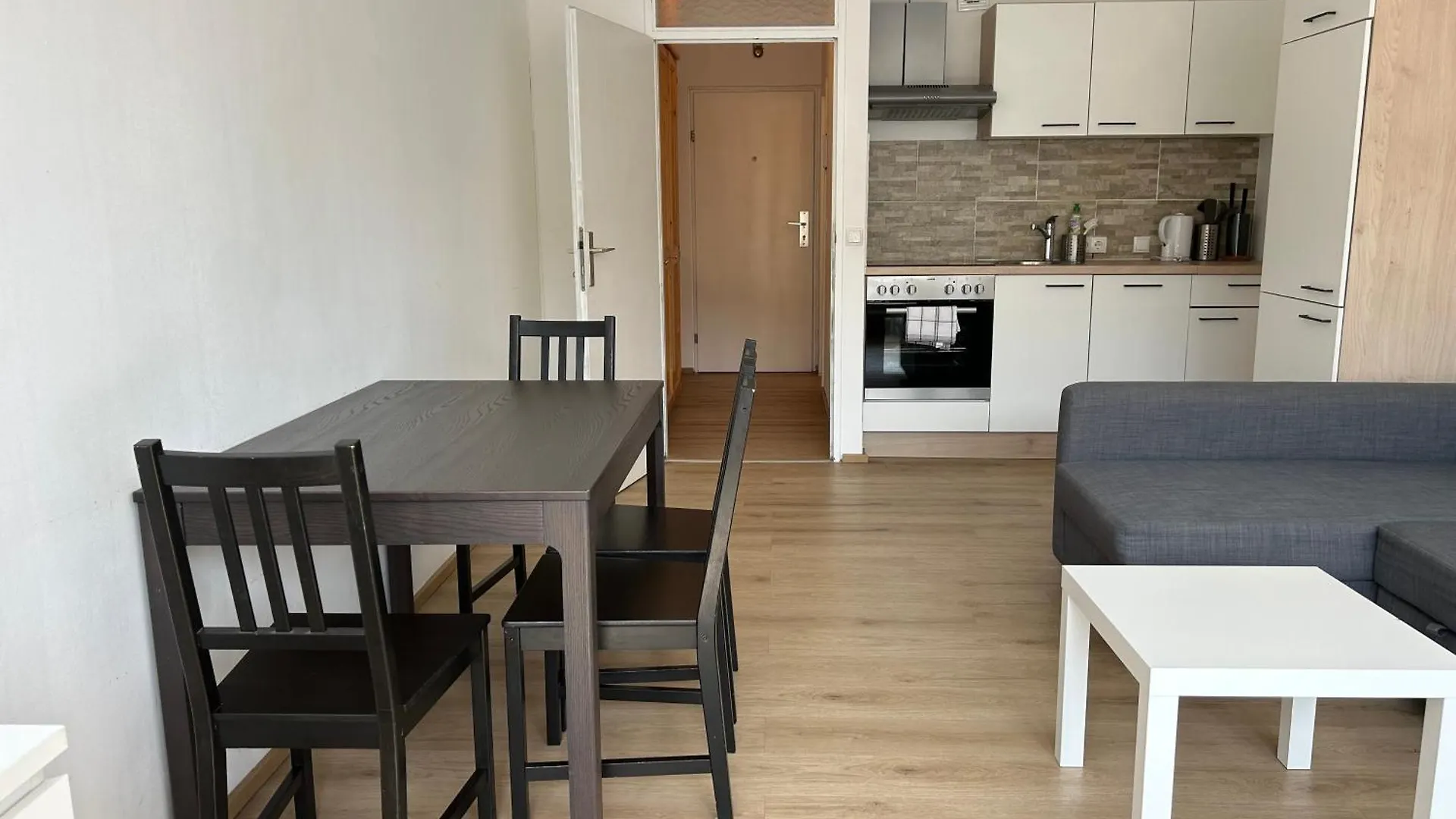 Apartment Mydistrict Hidden Gems - Innrain 102 Innsbruck